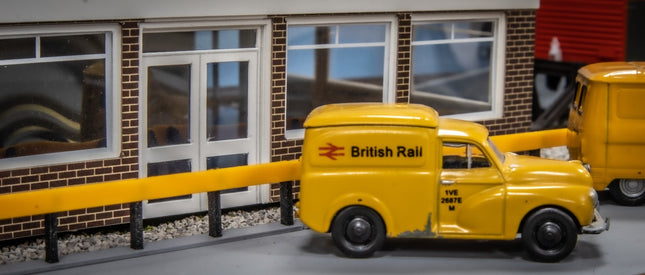 Depot Roadway Safety Barriers - OO Gauge (Pack of 6)