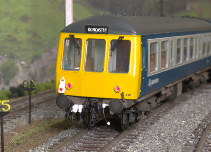 Detailed Pipes and Cables for a 2-Car DMU (1st Generation) - OO Gauge (SET D1)