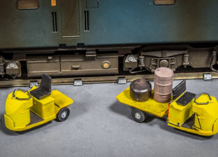 Workshop Electric Tugs - OO Gauge (Pack of 2)