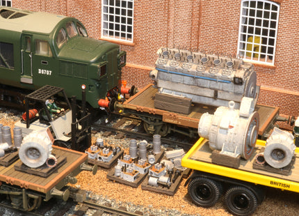 Class 37 Engine Parts, including Engine Block, Generator and 10 Pallets with parts - OO Gauge