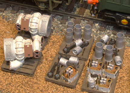 Class 37 Engine Parts, including Engine Block, Generator and 10 Pallets with parts - OO Gauge