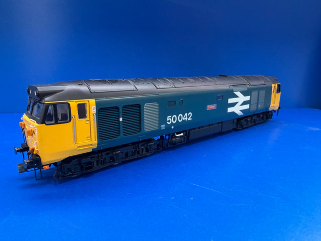 Hornby BR Blue Class 50 ‘Triumph’ No.50042 DCC Ready. (1031)