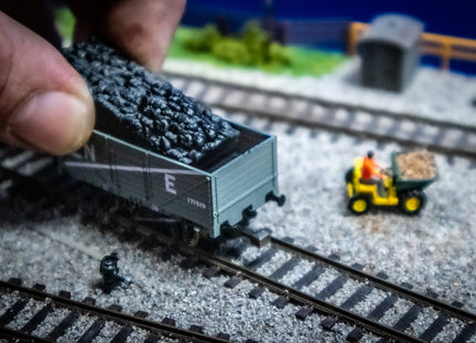 Wagon Loads for Peco TT:120 Scale 7-Plank Open Wagons - Pack of 4 (with height spacers)