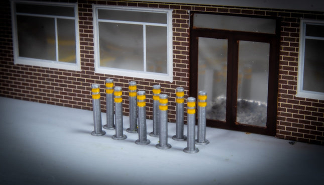 Stainless Steel Reflective Style Bollards - OO Gauge (Pack of 10)