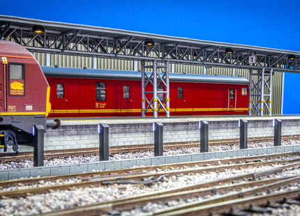 Bristol Parkway Royal Mail Depot and Platform Kit - OO Gauge