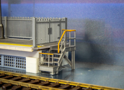 GRP Low Relief Trackside Platform Steps (Pre-Painted) - OO Gauge - (Pack of 2)