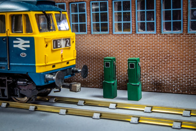1960s Diesel Fuelling Point Pumps - OO Gauge (Pack of 4)