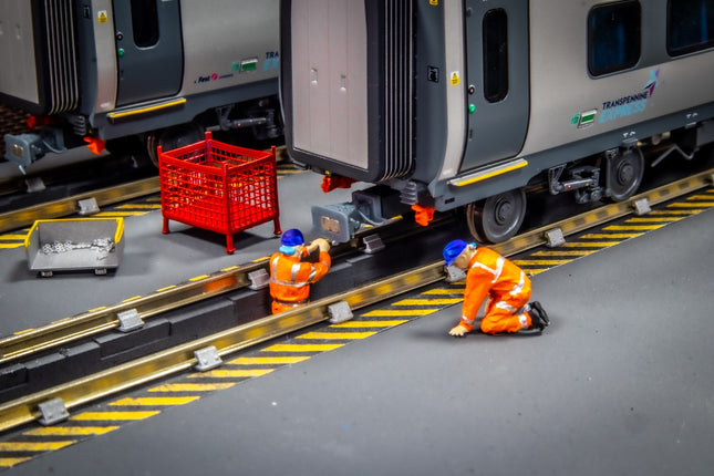 Bill and Ben Depot Workers - Pack of 2 Hand Painted Figures (OO Gauge)