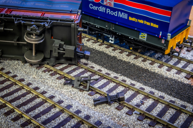 Hunt Magnetic Couplings ELITE - Close Couplings for EFE Rail SEA Wagons - OO Gauge (5 Pairs)