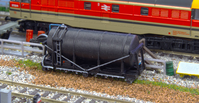 Depot Fuel-Oil Storage Tank (TT:120 Scale)