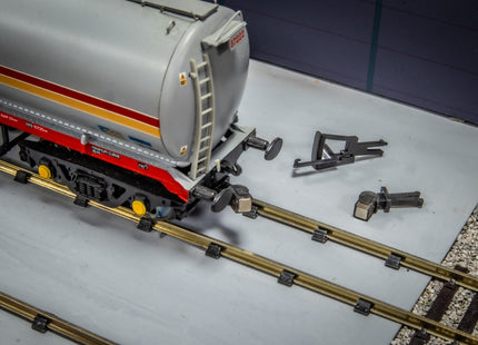 Hunt Magnetic Couplings ELITE - Pivoting Close NEM Couplings - OO Gauge