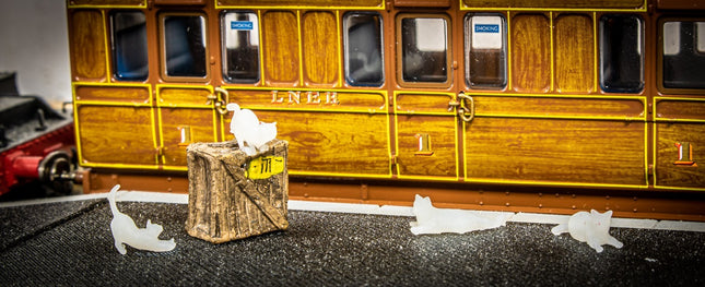 Cats - OO Gauge (Pack of 4)