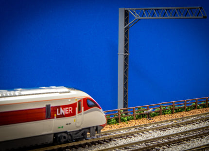 E10-2 - N-Gauge OHLE - SERIES 2 - Two Track Cantilever Mast (67mm Arm) Kit