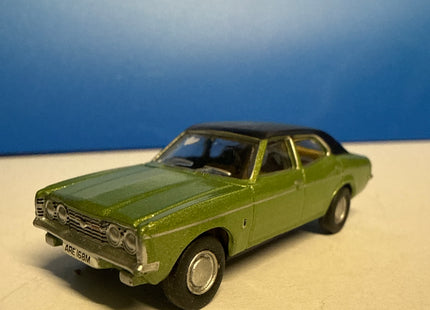 OO Gauge - Oxford Diecast Ford Cortina MK III Onyx Green - 1:76 Scale