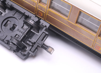 Hunt Magnetic Couplings ELITE - Close Couplings for Hornby Coaches with Moulded Couplings - OO Gauge (MC1)