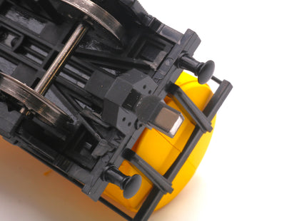 Hunt Magnetic Couplings ELITE - Pivoting Close Couplings for Hornby SWB 2 Axle Wagons with Moulded Couplings - OO Gauge (MC4)