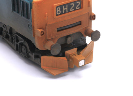 Hunt Magnetic Couplings ELITE - Close Couplings with Ploughs for ONE Hornby Class 37/47 with Moulded Couplings - OO Gauge (MC6)