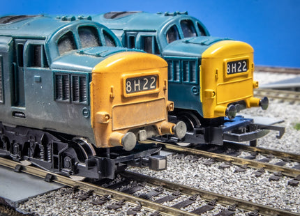 Hunt Magnetic Couplings ELITE - Close Couplings for ONE Hornby Class 37/47 Loco with Moulded Couplings - OO Gauge (MC5)