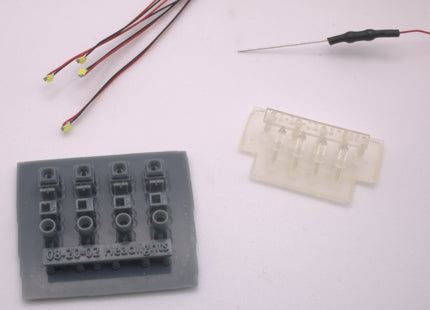 Diesel Loco High Intensity Headlights - 1980s Square Style with LEDs - OO Gauge (Pack of 4)