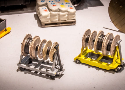 Cable Drums on Trolley - OO Gauge (Pack of 2)