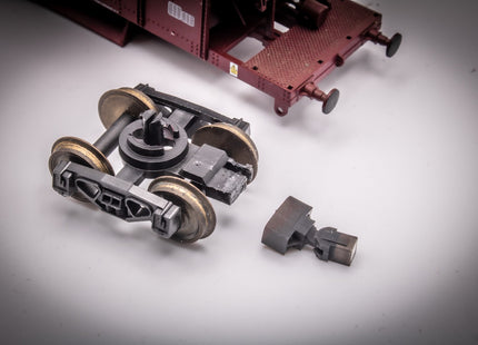 Hunt Magnetic Couplings ELITE - Pivoting Intermediate Couplings for Lima Seacow Wagons with Moulded Couplings - OO Gauge (MC8)