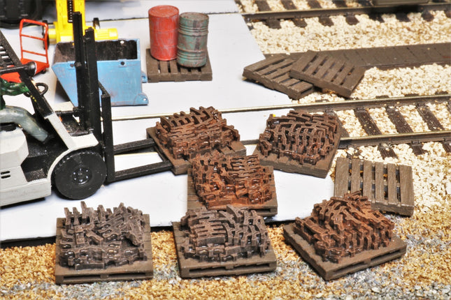 Detailed Pallets with Brake Blocks - HO Scale (1:87) - Pack of 6