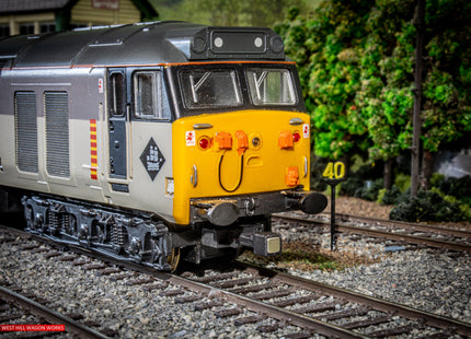 Hunt Magnetic Couplings ELITE - Close Couplings for a Lima Class 50 with Moulded Couplings (1 Pair) - OO Gauge (MC11)