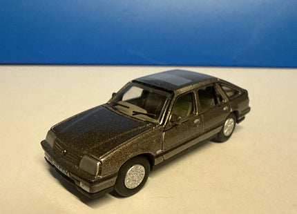 OO Gauge - Vauxhall Cavalier Steel Grey - Oxford 1/76 Scale