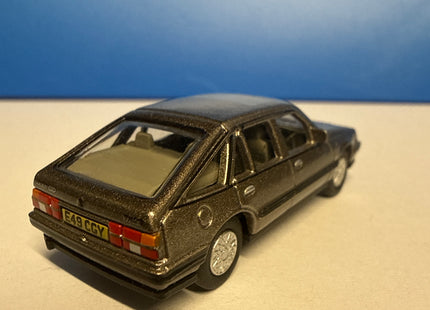 OO Gauge - Vauxhall Cavalier Steel Grey - Oxford 1/76 Scale
