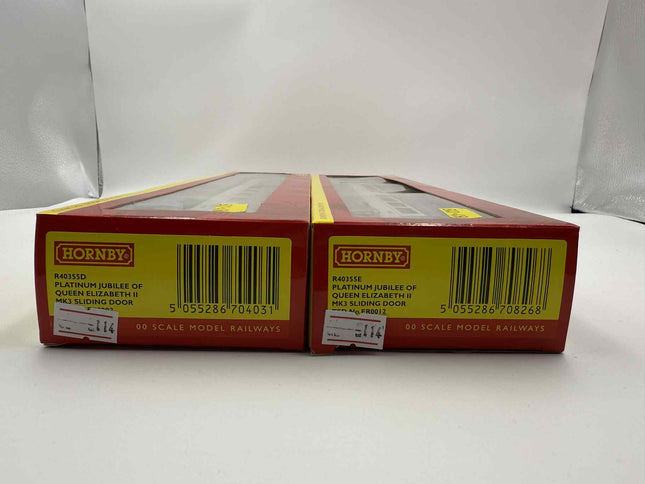 Hornby Platinum Jubilee Mk3 SD Coaches (Pack Of 2) R40355D,R40355E