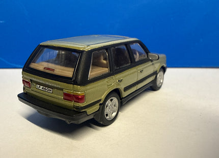 OO Gauge - Cararama Range Rover 4.6 HSE - 1:72 Scale - Champagne