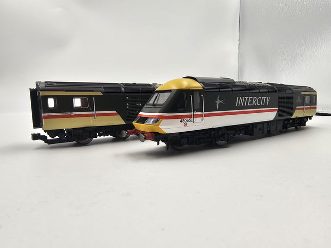 Hornby HST Train Pack Class 43 'City of Edinburgh' - DCC Fitted- R3944