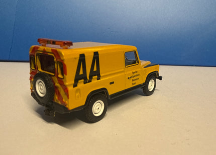 OO Gauge - Land Rover Defender AA - Oxford 1/76 Scale