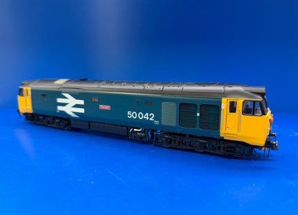 Hornby BR Blue Class 50 ‘Triumph’ No.50042 DCC Ready. (1031)