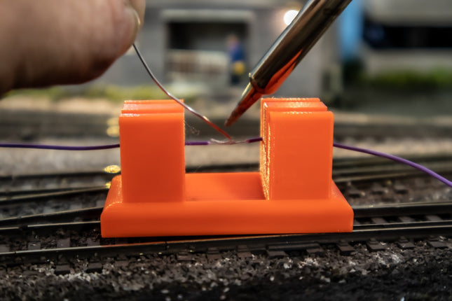 Solder Mate - Handy Soldering Accessory
