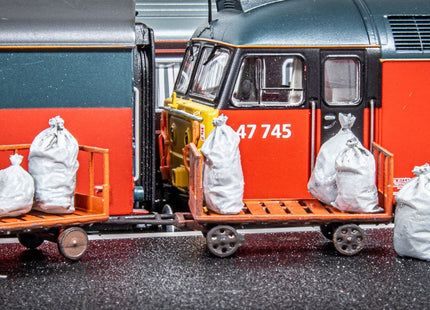 Mail Bags - OO Gauge (Pack of 14)
