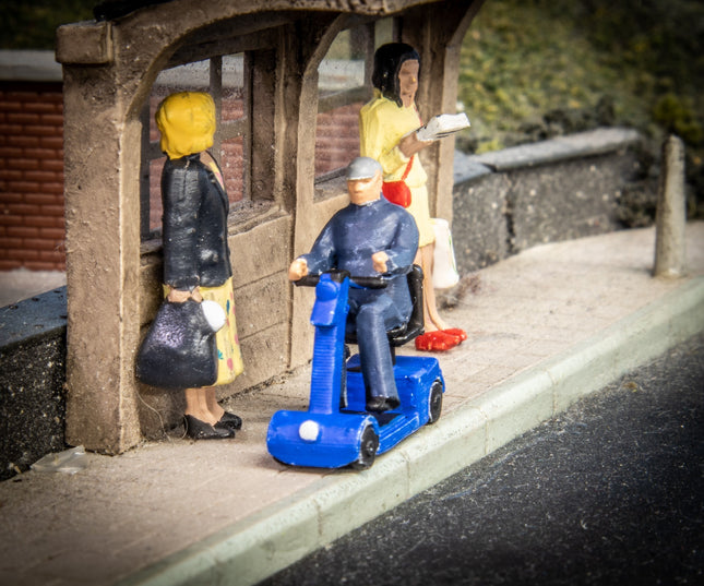 Mobility Scooter with Grandpa Gerald - N Gauge