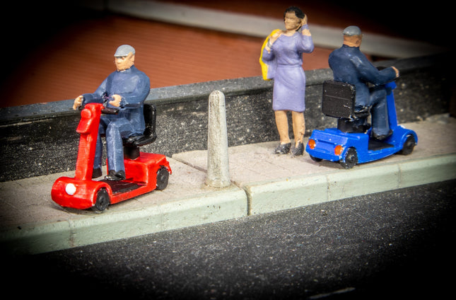 Mobility Scooter with Grandpa Gerald - N Gauge