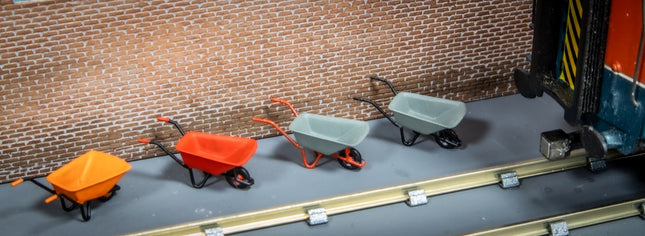 Wheel Barrows - OO Gauge (Pack of 4)