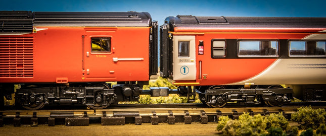 Hunt Magnetic Couplings ELITE - Pair Of HST Powercar Couplings For Dapol HST - N Gauge