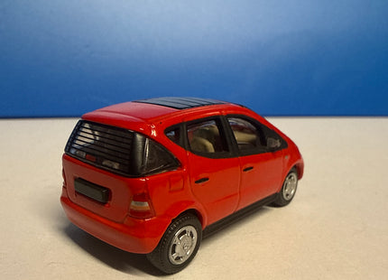 OO Gauge - Red Mercedes Benz A Class - Hongwell 1/76 Scale