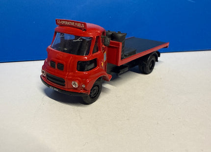 OO Gauge - Leyland FG flatbed "Co-Operative Fuels" - 1:76 Scale