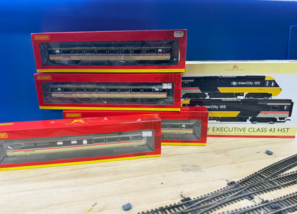 Hornby Intercity Executive Livery HST R2371 & 4 Coaches DCC Zimo Sound Fitted Both Ends