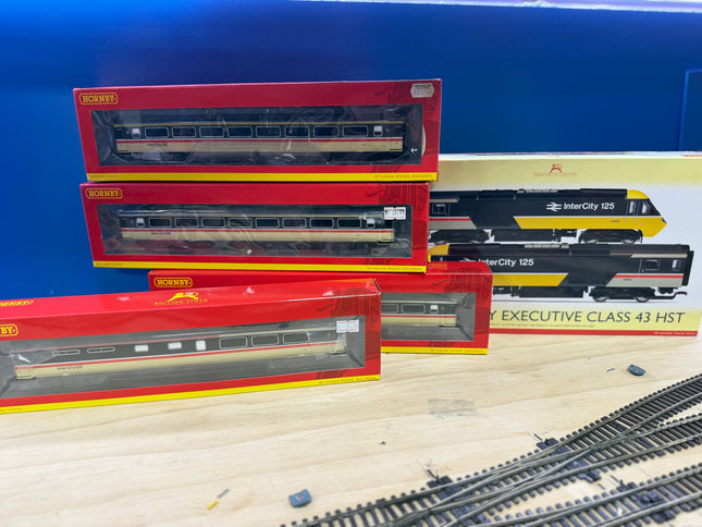 Hornby Intercity Executive Livery HST R2371 & 4 Coaches DCC Zimo Sound Fitted Both Ends