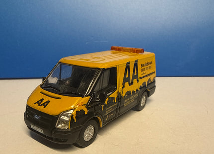 OO Gauge - Ford Transit 2006 SWB Low Roof AA - Oxford 1/76 Scale