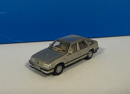 OO Gauge - Champagne Vauxhall Cavalier - Oxford 1/76 scale
