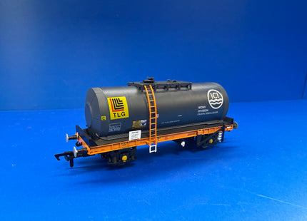Revolution OO Gauge TUA Caustic Soda/Clay Slurry tank wagon - REV-00-TUA-002 (1008)