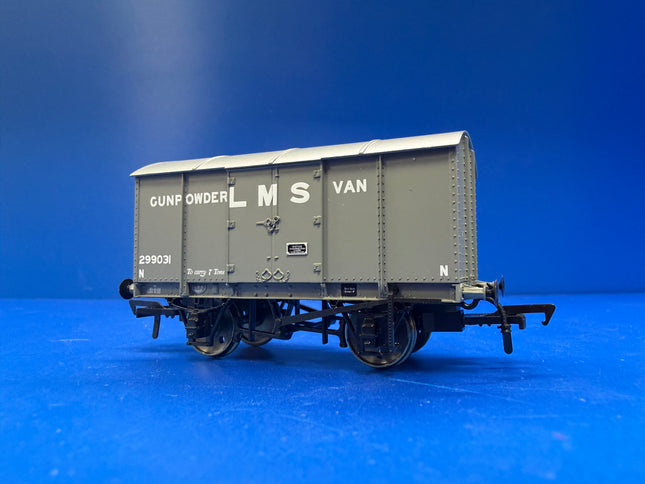 Rapido Gunpowder Van LMS Grey - No.299031 (1010)