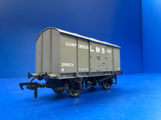 Rapido Gunpowder Van LMS Grey - No.299031 (1010)