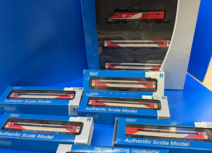 Dapol Class 43 HST Pack With All 8 Coaches Virgin East Coast DCC Fitted  (1018)